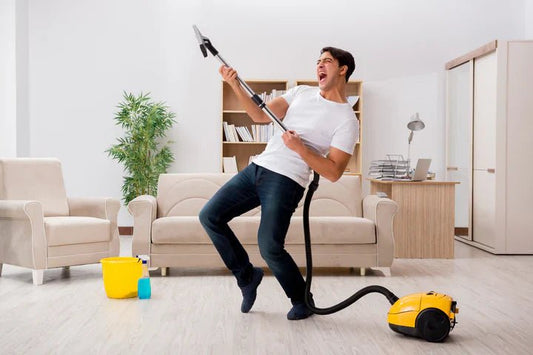 DIY hemstädning i Södertälje